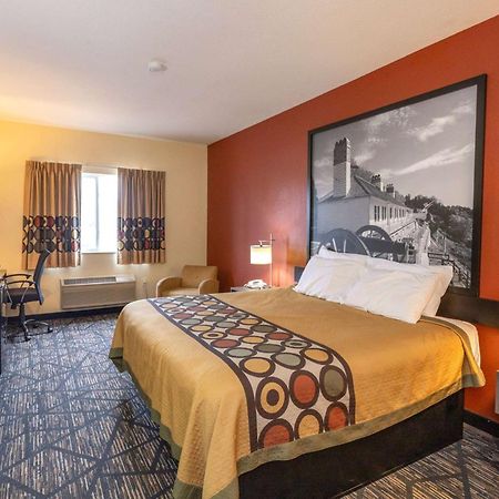 Motel Super 8 By Wyndham Big Rapids Exterior foto