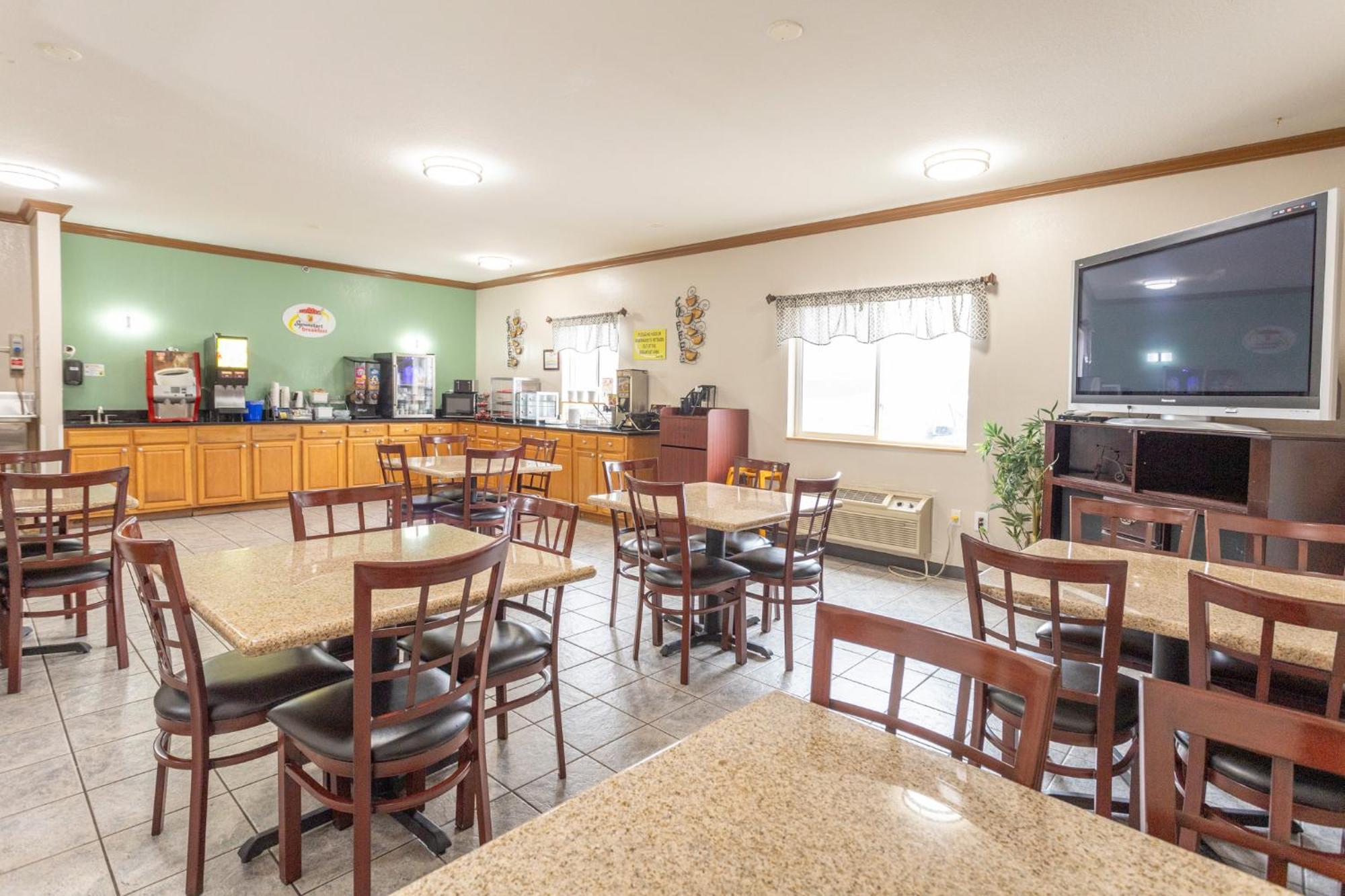 Motel Super 8 By Wyndham Big Rapids Exterior foto