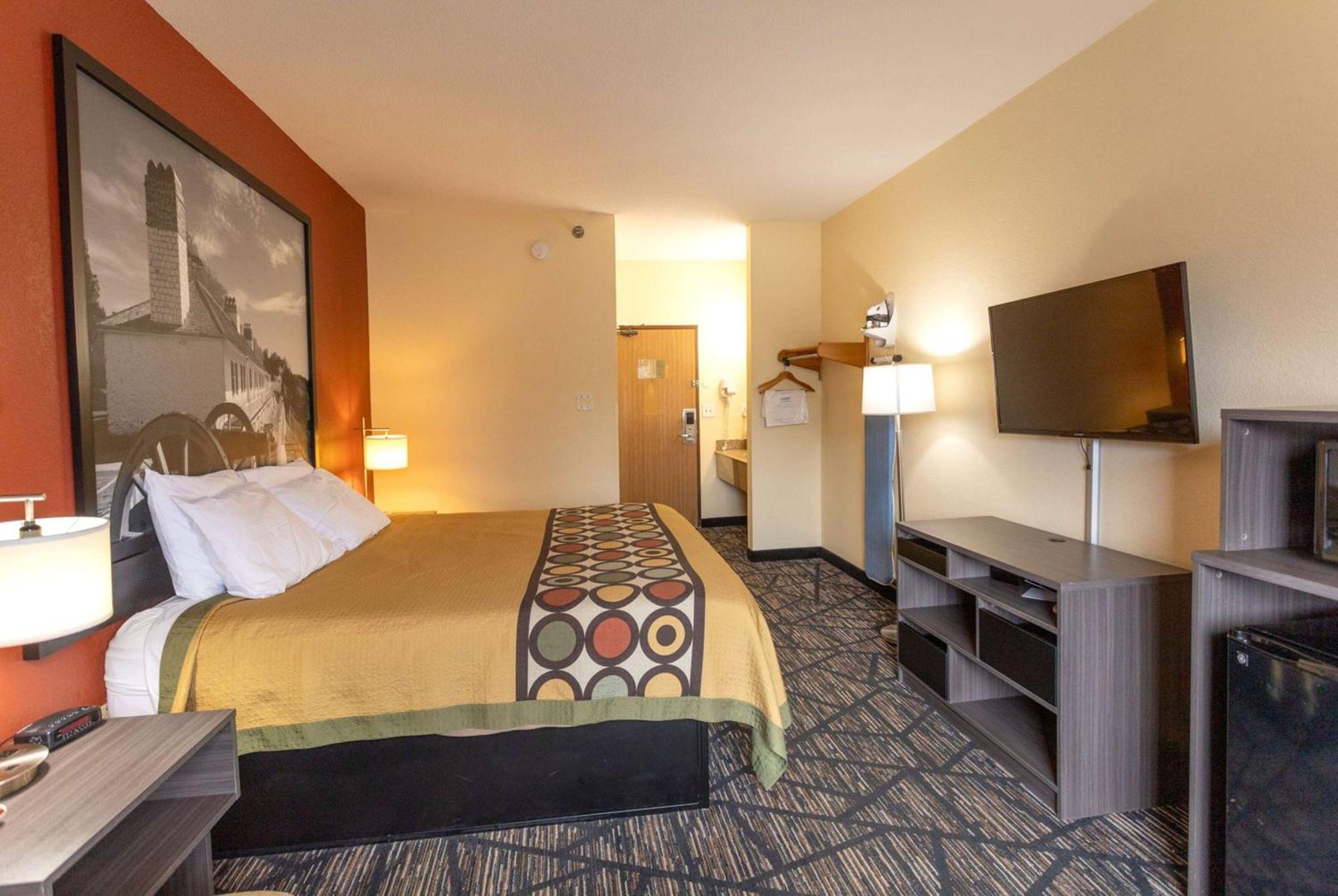 Motel Super 8 By Wyndham Big Rapids Exterior foto